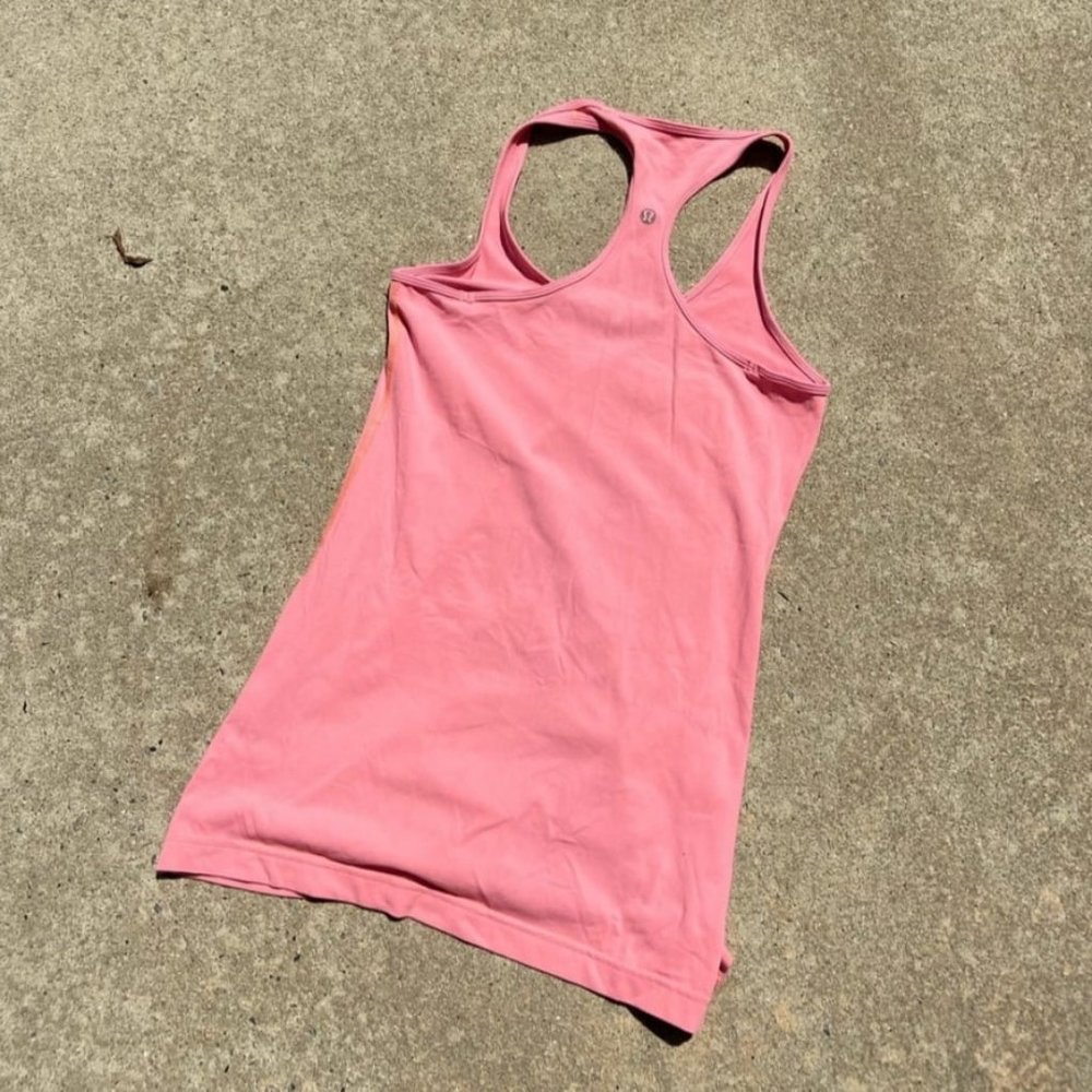 🌈2/$20. Lululemon tank top